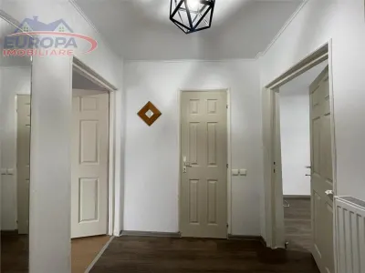 Casa de vanzare in zona Gloriei Tulcea - foto 8