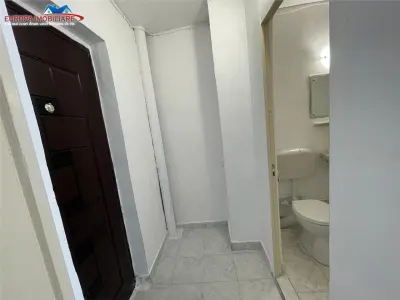 Garsoniera de vanzare zona Dallas Tulcea - foto 7