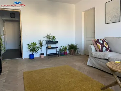Apartament 3 camere de vanzare zona Ultracentrala Tulcea - foto 2