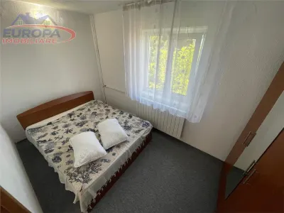 Apartament 2 camere de vanzare zona 23 August-Tulcea - foto 3
