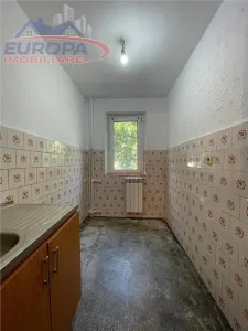 Apartament cu 2 camere de vanzare zona 23 August-Tulcea - foto 5