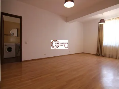 Apartament 4 camere spatios si insorit Nordului! - foto 6