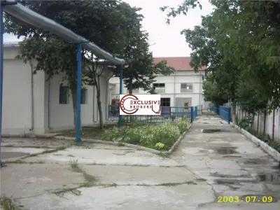 TEREN si constructii industriale-fost abator Mandresti - foto 13