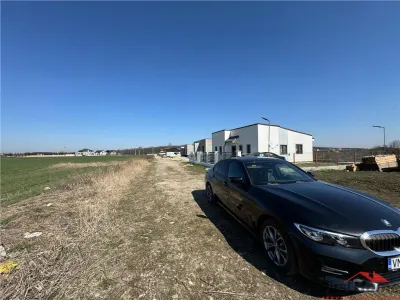 Loturi de vanzare la Crang ! Toate utilitatile in apropiere - foto 2