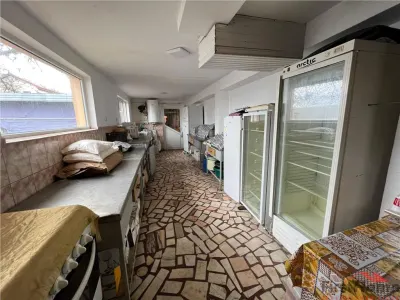 Spatiu comercial de vanzare in Jorasti - foto 12