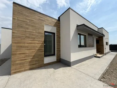 Casa individuala de vanzare - Cobalt Residence - Pret 128.000 Euro - Focsani
