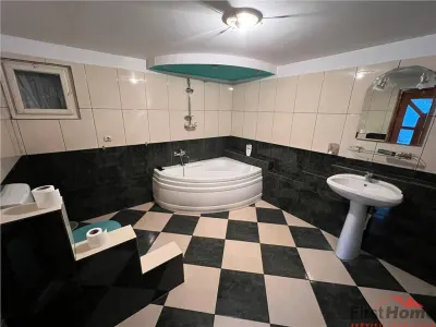 Casa constructie noua la rosu de vanzare P+M in Focsani - foto 13
