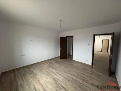 Vila deosebita Parter + Mansarda de vanzare in Odobesti - foto 19