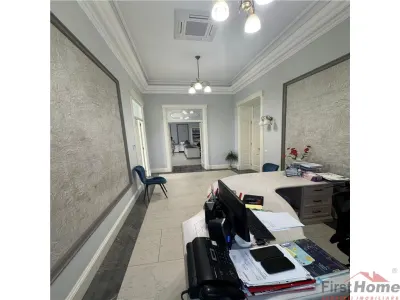 Spatiu Ultracentral 411 mp utili,S+P+1,1.500 mp teren, complet renovat - foto 9