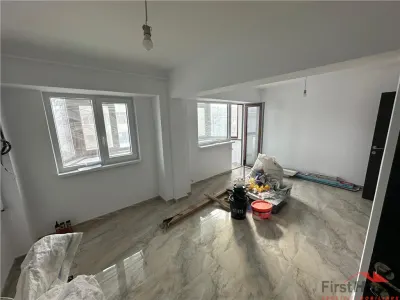 Ap 4 cam, complet renovat NOU, zona Scola nr 3, Al Vlahuta,et 3/4 - Focsani