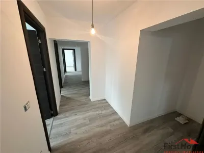 Ap 4 cam, complet renovat NOU, zona Scola nr 3, Al Vlahuta,et 3/4 - foto 13