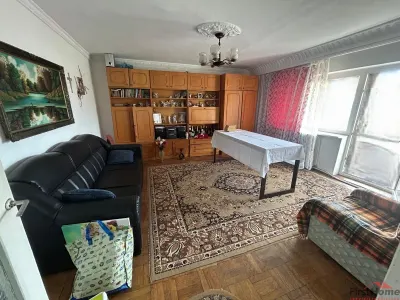 Apartament cu 4 camere de vanzare, zona liceul Pedagogic - Focsani