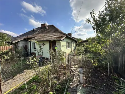 Casa de vanzare în zona linistita - foto 12