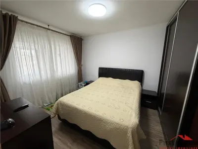 Apartament 2 camere, hol patrat, logie + balcon, mobilat si utilat - foto 6