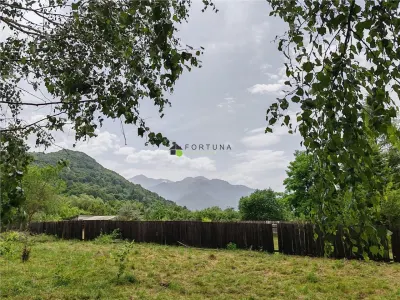 Casa Rasnov Zona Glajarie Teren 3300 Mp - foto 2