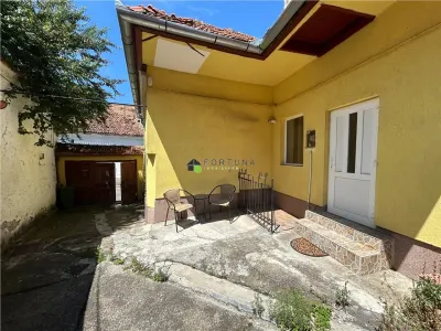 Casa cocheta, 2 camere mobilata si utilata, Centrul Istoric - foto 6