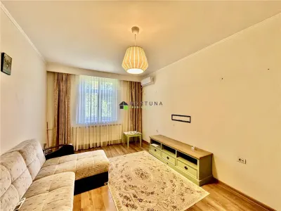 Apartament 3 camere de închiriat, zona Eminescu - foto 2