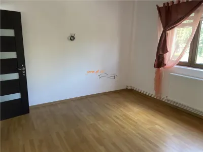APARTAMENT 3 CAMERE // ZONA EXCLUSIVISTA - foto 2