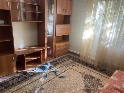 Apartament 2 camere , zona Gara , 50 mp , imbunatatit , mobilat complet - Focsani
