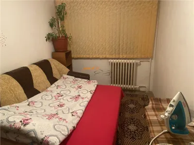 Apartament trei camere , zona Cartier Sud , 55 mp , curat - foto 8