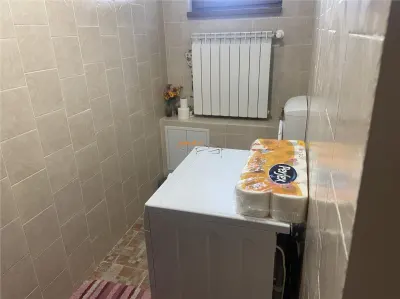 Casa de vanzate in Campineanca , parter+etaj, 360 mp utili , teren 996 mp - foto 13
