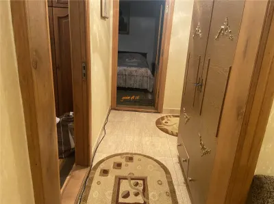 Apartament 3 camere , zona 2 Stejari , et 1/3 , 84 mp , decomandat , mobilat - foto 14