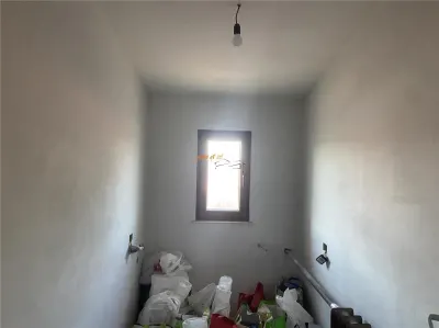 Casa de vanzare in Golesti , parter+etaj + mansarda , suprafata casa 383 mp, posibilitate spatiu comercial - foto 18