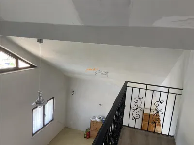 Casa de vanzare in Golesti , parter+etaj + mansarda , suprafata casa 383 mp, posibilitate spatiu comercial - foto 21