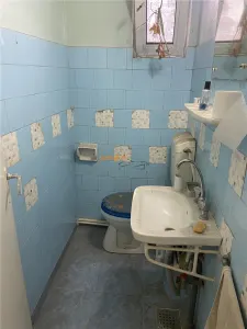 Apartament 4 camere , zona cetrala - Teatru Focsani ,123 mp , decomandat , liber - foto 10