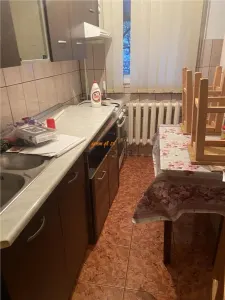 Apartament 3 camere , zona cartier Sud , et 2/4, decomandat,54 mp, imbunatatit , curat , liber - foto 11