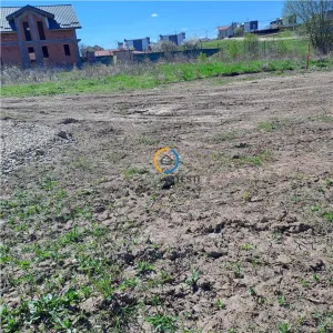 De vanzare Teren 580 mp ampasat in zona Stadionului N. Dobrin - Pitesti