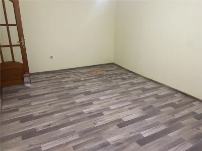 Apartament 2 camere , zona Inspectoratul Scolar , 54 mp , decomandat , liber - Focsani