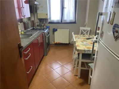 Aparatment 4 camere , zona centrala- Sala Polivalenta , et 3/4 , 97mp, 2 balcoane - foto 9