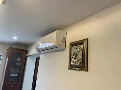 Apartament 4 camere , zona centrala -2 Stejari , decomandat , imbunatatit , mobilat - foto 3