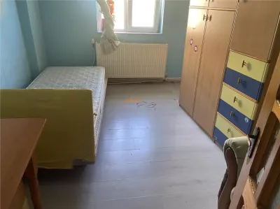 Apartament 3 camere , cartier Sud , et 3/4 , 72 mp , decomandat , centrala termica proprie - foto 5