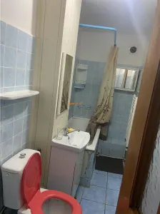 Apartament 3 camere , cartier Sud , et 3/4 , 72 mp , decomandat , centrala termica proprie - foto 9