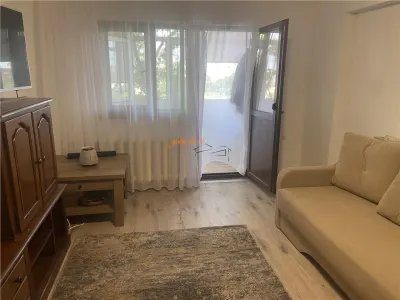 Apartament 3 camere , zona B-dul Brailei - Casa de Pensii Focsani,65mp , decomandat , imbunatatit - Focsani