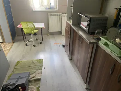 Apartament 2 camere ,etaj 1 din 4 , 54 mp, zona Inspectoratul Scolar, decomandat - foto 13