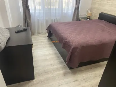 Apartament 2 camere, zona Gara , etaj 1 din 4 , renovat integral , mobilat complet - foto 19