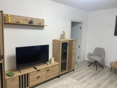 Apartament 2 camere, zona Gara , etaj 1 din 4 , renovat integral , mobilat complet - foto 4