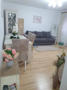 Vânzare apartament 2 camere Trivale,  bloc nou - Pitesti