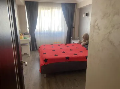 Apartament 4 camere , zona ultracentrala , suprafata de 100 mp , renovat  modern si mobilat integral - foto 10