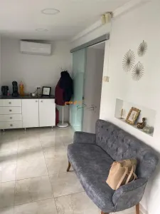 Spatiu comercial de vanzare situat in cartier Sud cu suprafata de 60 mp, renovat - foto 8