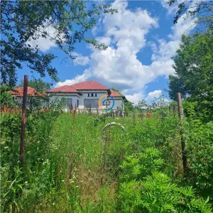 De vanzare casa Calinesti - Ciocanesti, teren 2600 cu deschidere la asfalt - foto 2