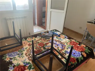 Apatament 2 camere , zona ultacentrala - Piata Moldovei , et 3/4 , decomandat , 54 mp - foto 6