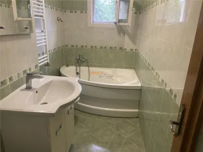 Apartament 3 camere , zona supermarket Lidl (fosta Autogara)et 1 din 3 , 81 mp , 2 balcoane , mobilat - foto 15