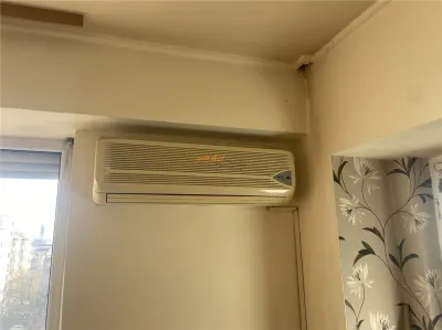 Apartament 2 camere , zona ultracentrala Primaria Focsani, 50 mp , decomandat , liber - foto 4