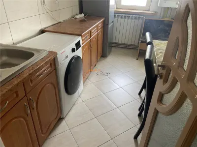 Apartament 2 camere  in Focsani, zona ultracentrala - Spitalul Militar , decomandat , mobilat si utilat complet - foto 11