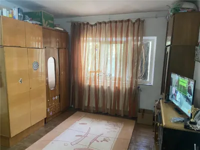 Apartament 2 camere ,zona Gara ,54 mp, etaj 2/4  ,centrala termica proprie - Focsani