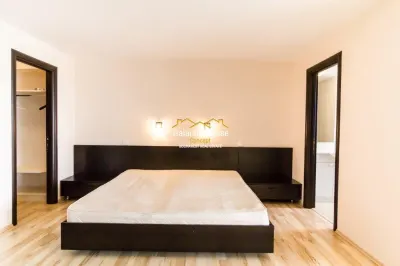 Triplex Vedere Lac Gradina Proprie 2 Locuri Parcare Subterana - foto 5